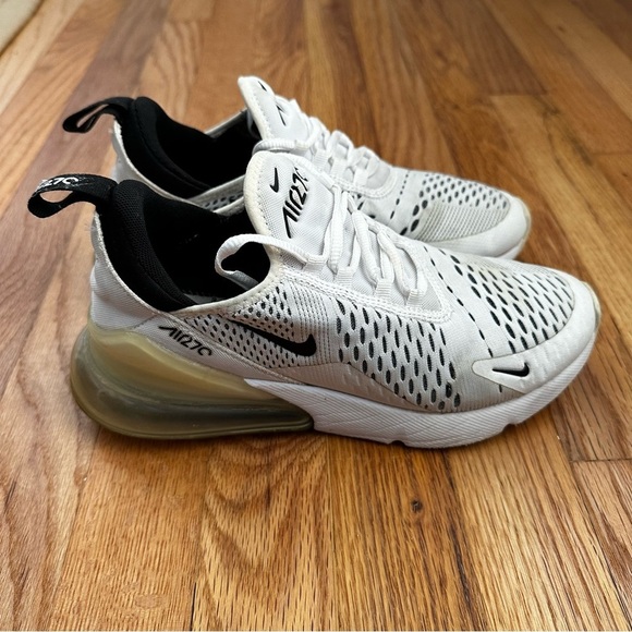 Nike Air Max 270 Black and White Running Shoes Women’s Size 7.5 - Picture 6 of 10